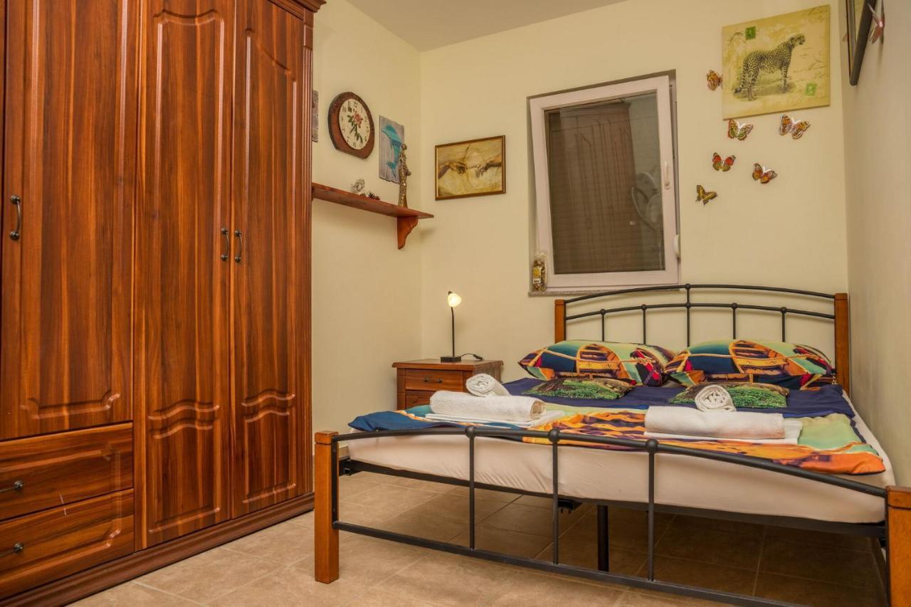 Apartments Ruza Цриквеница Экстерьер фото