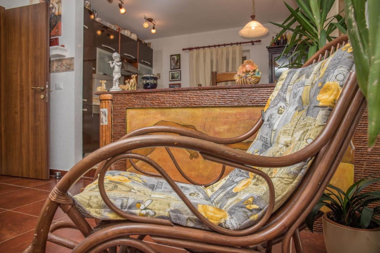 Apartments Ruza Цриквеница Экстерьер фото